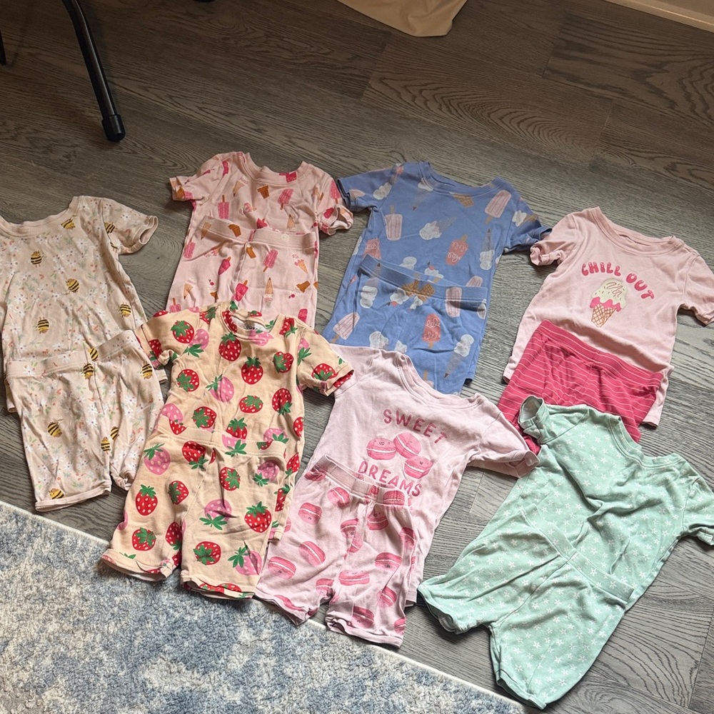 Old Navy PJs (shorts)